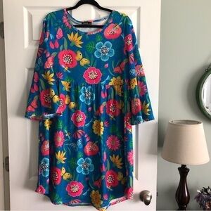 Izuria summer floral Tee shirt dress in size XL